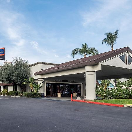 Howard Johnson By Wyndham Fullerton/Anaheim Conference Cntr Luaran gambar
